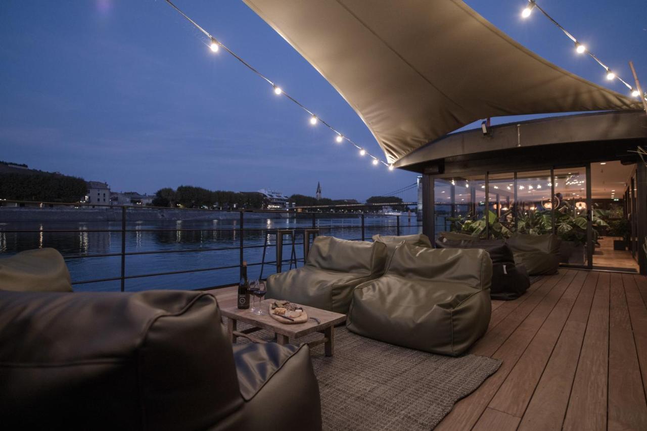 La Peniche - Bed And Bicycle - Tournon Hotel Exterior photo