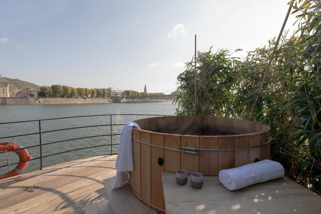 La Peniche - Bed And Bicycle - Tournon Hotel Exterior photo